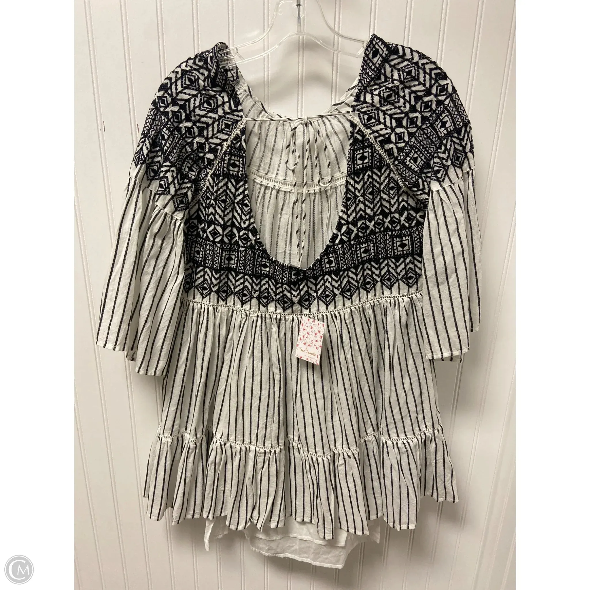 Dress Casual Short By Free People In Black & White. Size: Xs