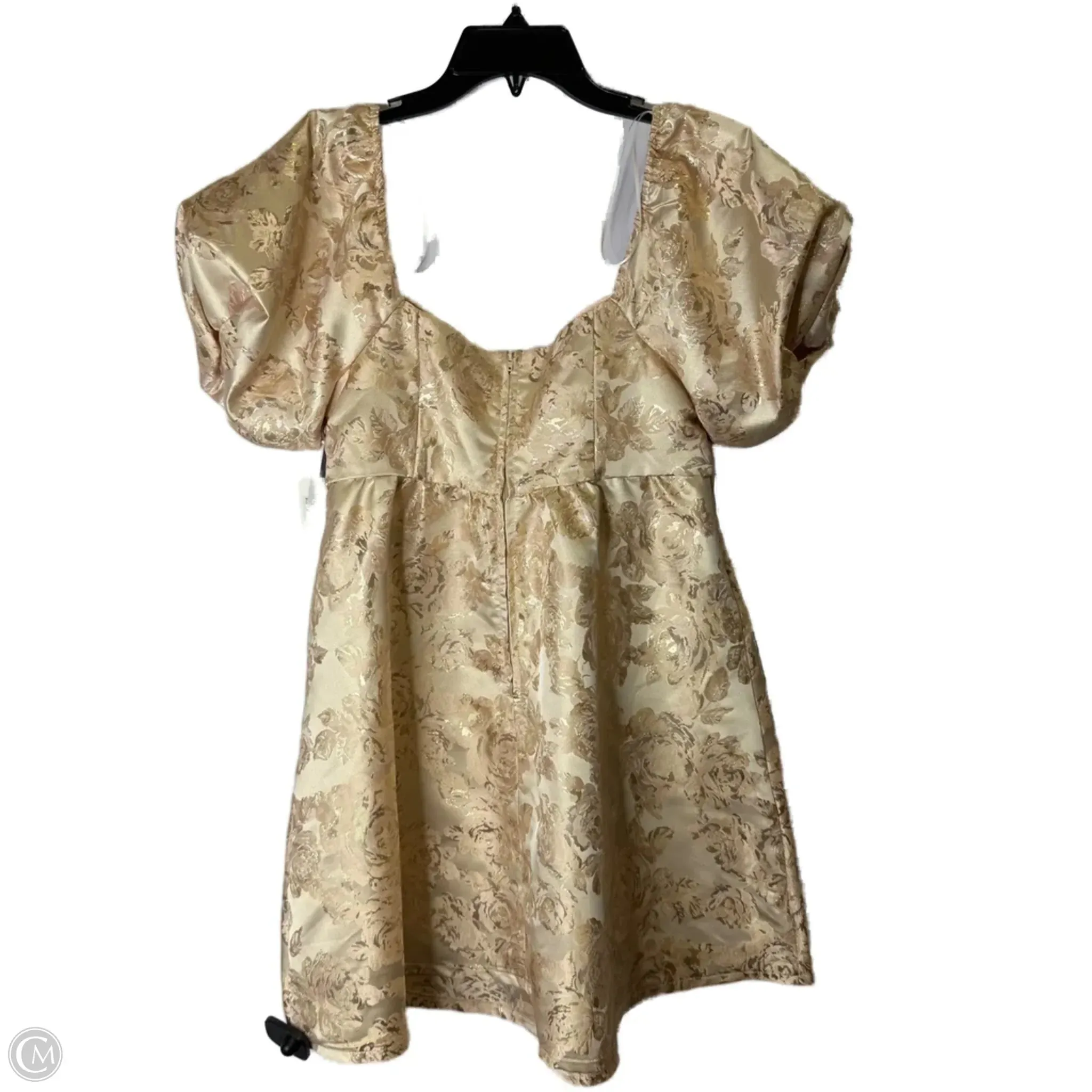 Dress Party Short By Altard State In Peach. Size: M