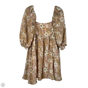 Dress Party Short By Anna Grace In Floral Print. Size: S