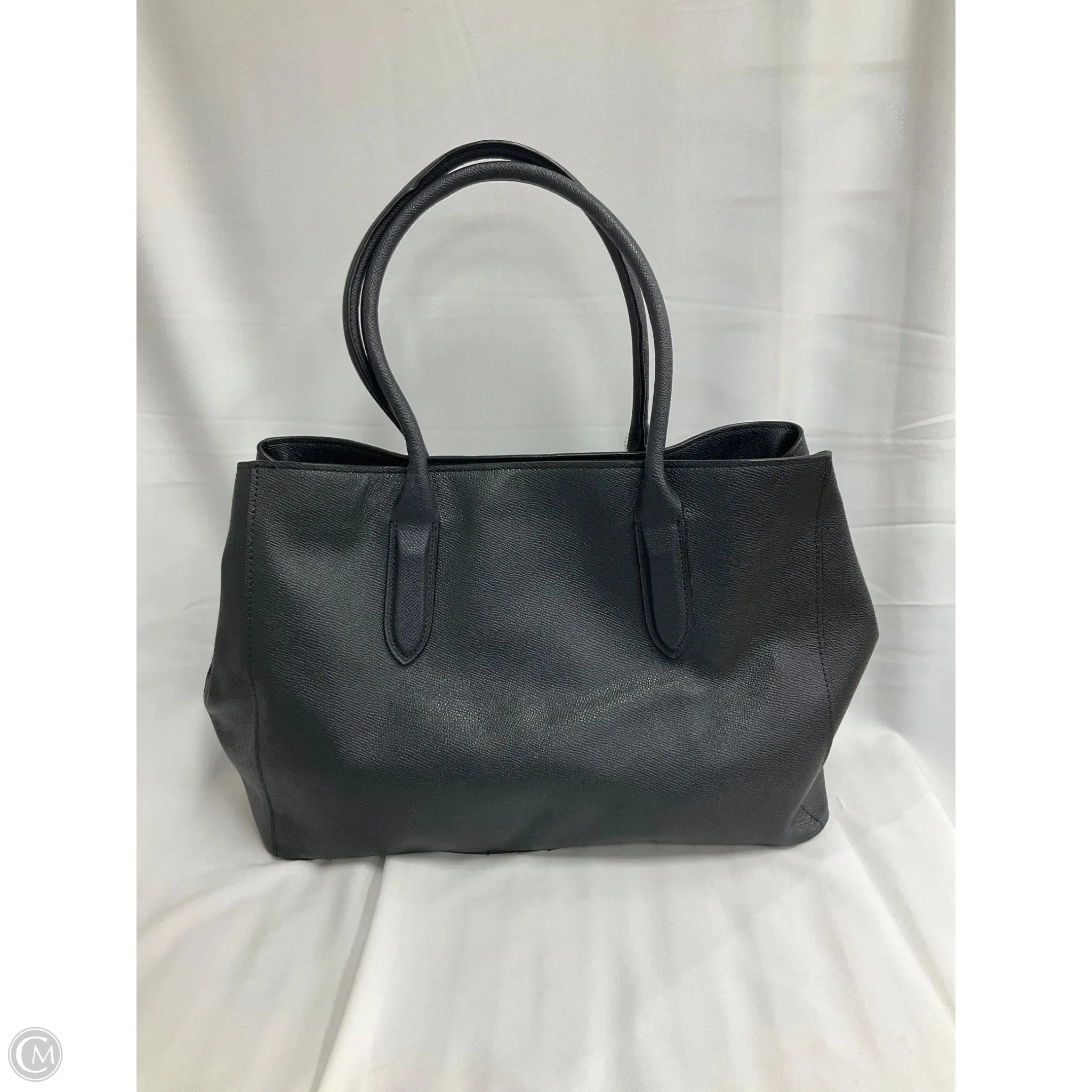 Handbag Designer By Coach. Size: Medium