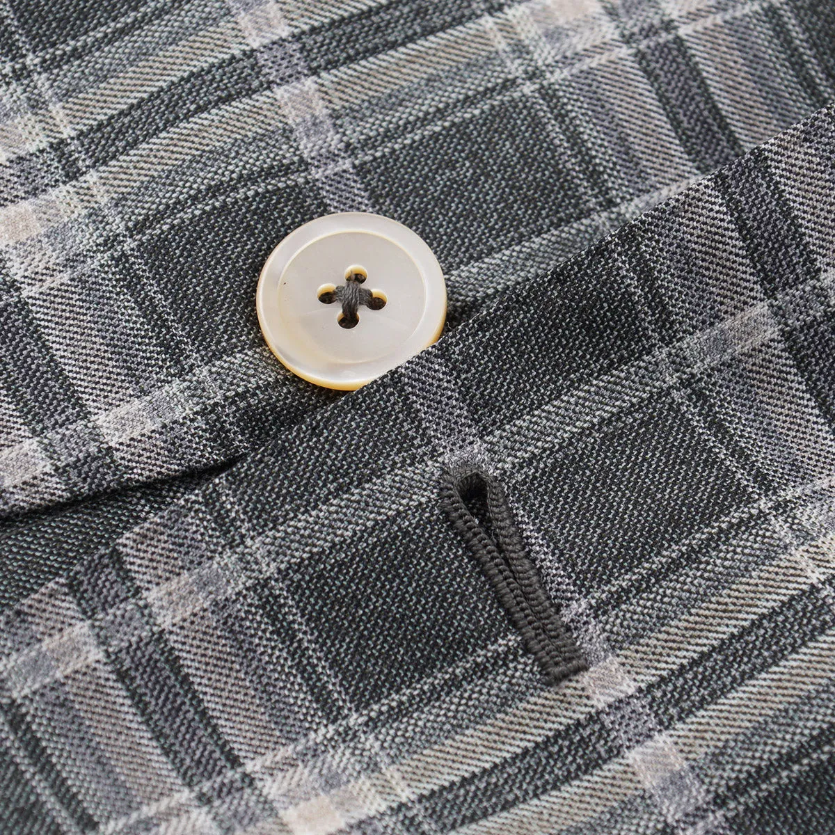 Isaia Trim-Fit 140s Wool Sport Coat