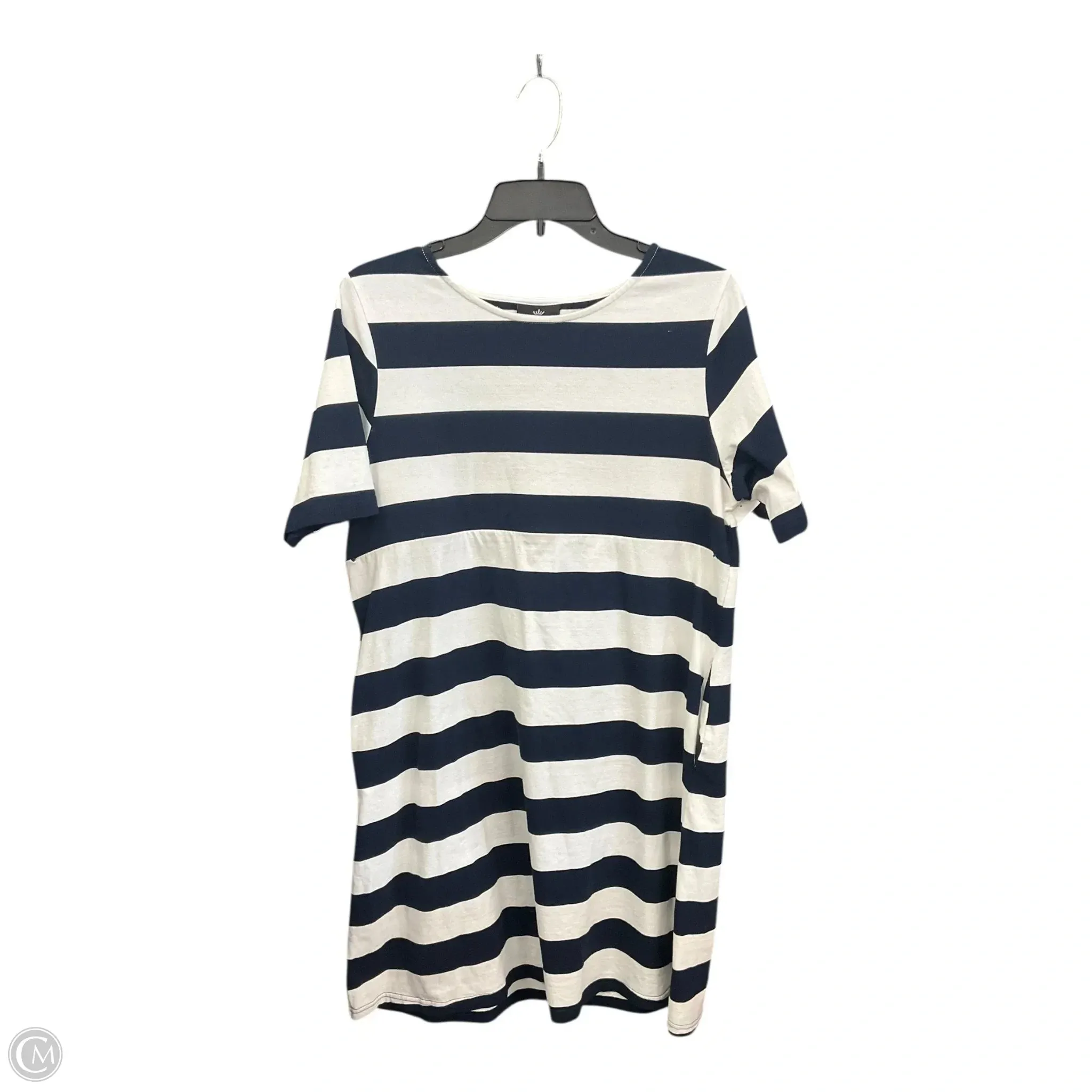 Maternity Dress By Clothes Mentor. Size: M