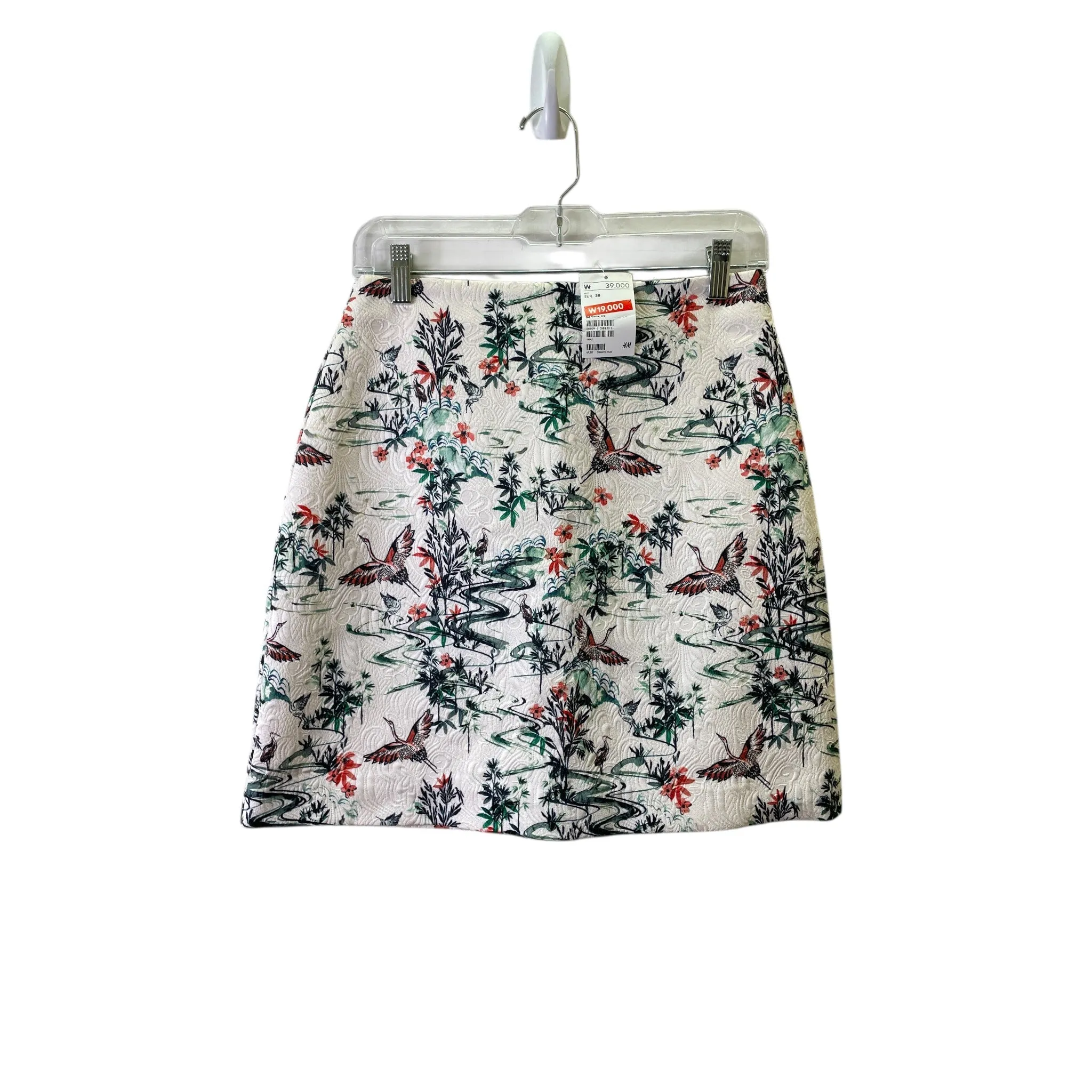 Skirt Mini & Short By H&M In Cream. Size:8