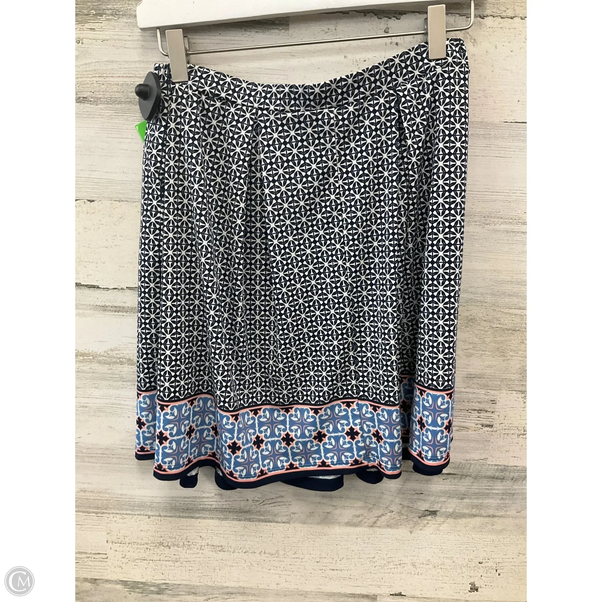 Skirt Mini & Short By Max Studio In Blue & White. Size: 4