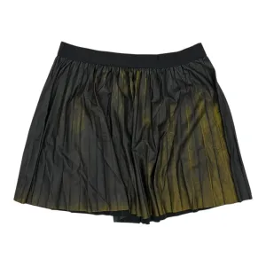 Skirt Mini & Short By Torrid In Black & Gold. Size:3X