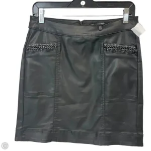 Skirt Mini & Short By White House Black Market In Black. Size: 6